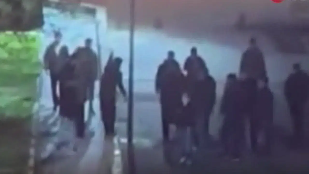 İstanbul’un en işlek noktalarından biri olan Beyoğlu’nda tansiyon bir anda