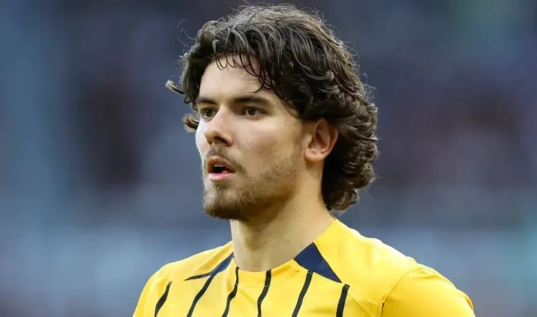 İngiltere Premier Lig’de Brighton formasıyla her geçen gün vites artıran