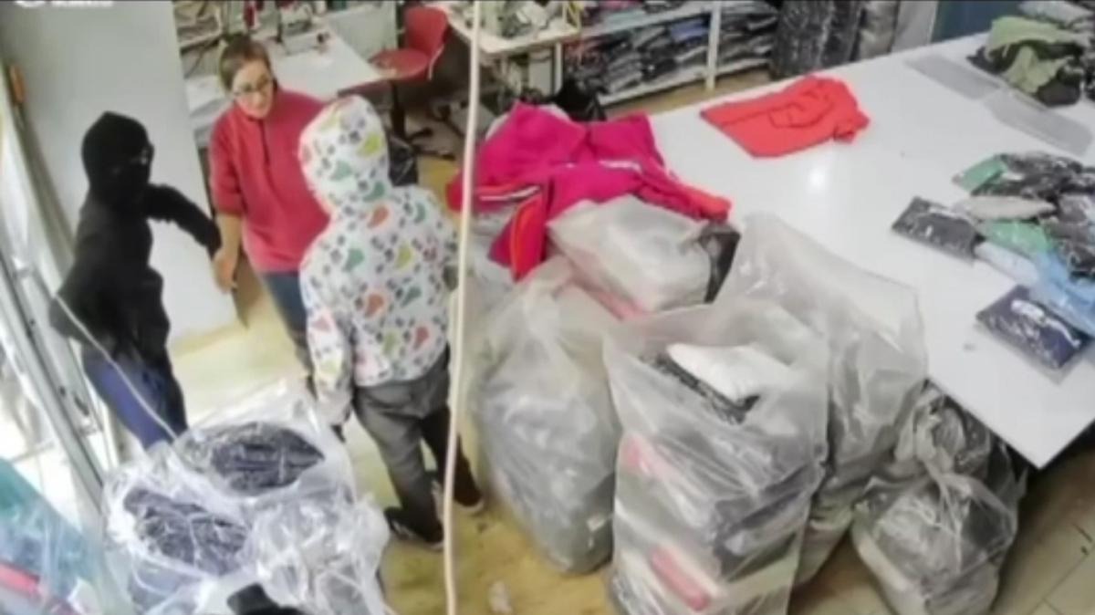 Tekirdağ’ın Çorlu ilçesinde film sahnelerini aratmayan bir olay yaşandı. Yüzlerinde