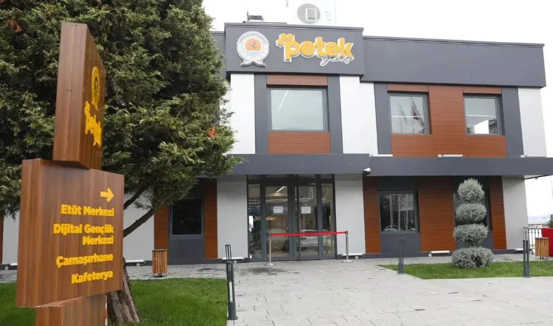 Samsun Büyükşehir Belediyesi’nin Petek Genç projesi kapsamında düzenlenen gezilerle kış