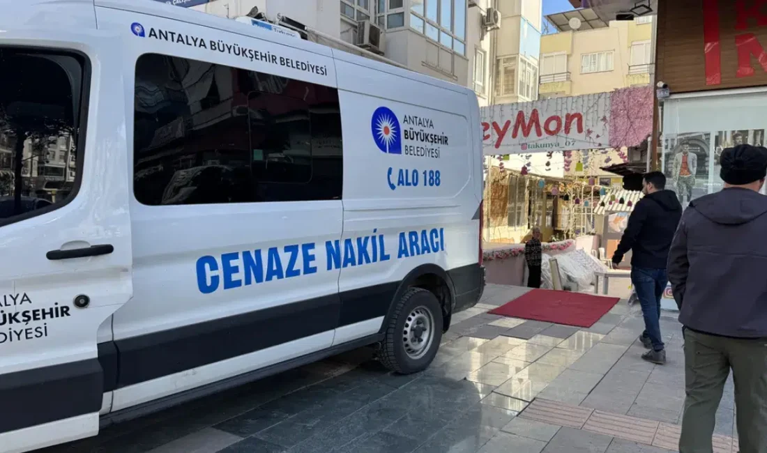 Antalya’nın Muratpaşa ilçesinde güpegündüz yankılanan silah sesleri büyük bir paniğe