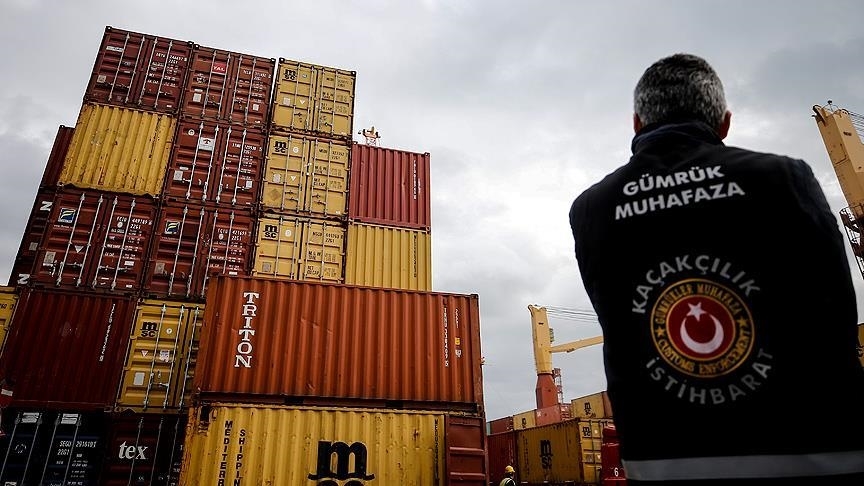 İstanbul Ambarlı Limanı’nda düzenlenen dev operasyonda, Ekvador’dan gelen ve un