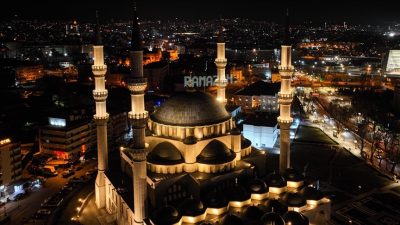 Ankara’da yaşayan binlerce vatandaş on bir ayın sultanı Ramazan ayının