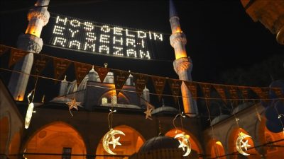 İslam dünyasının büyük bir özlemle beklediği On bir Ayın Sultanı