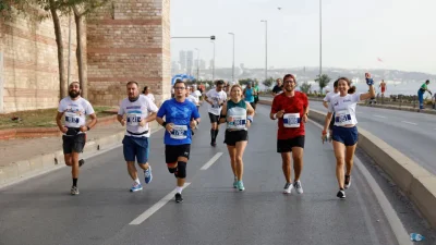 İstanbul’un eşsiz manzarasında ter dökmeye hazırlanan sporcular için beklenen duyuru