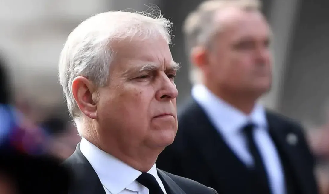 İngiliz kraliyet ailesinde Jeffrey Epstein depremi dinmek bilmiyor. Hakkındaki ağır