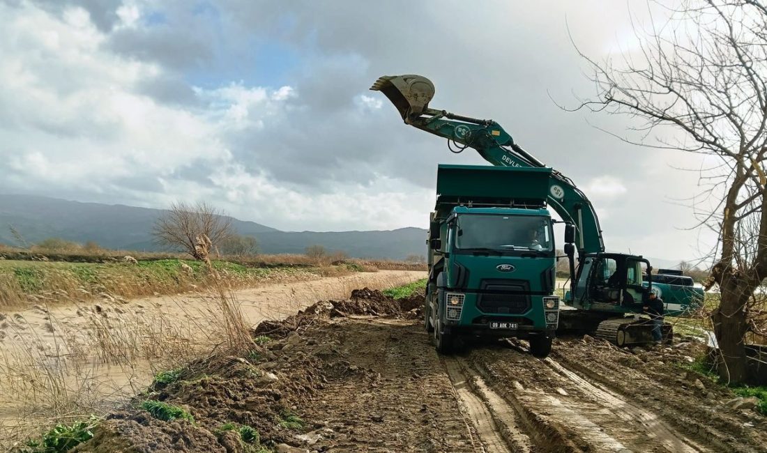Aydın genelinde etkisini sürdüren yoğun yağışlar taşkın tehlikesini gündeme getirirken