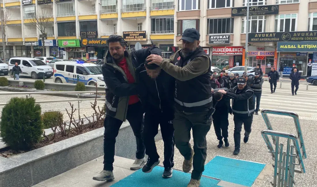 Çorum’da farklı zamanlarda iki ayrı iş yerine düzenlenen silahlı saldırıların