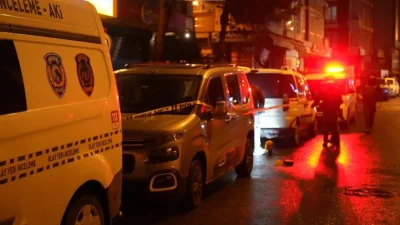 Sancaktepe’de cadde üzerinde yürürken bir anda kurşunların hedefi olan O.Ç.