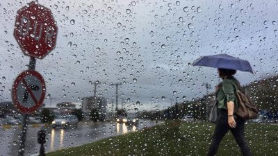 İstanbul’da haftanın ilk gününde etkili olan yoğun sis ve kuvvetli