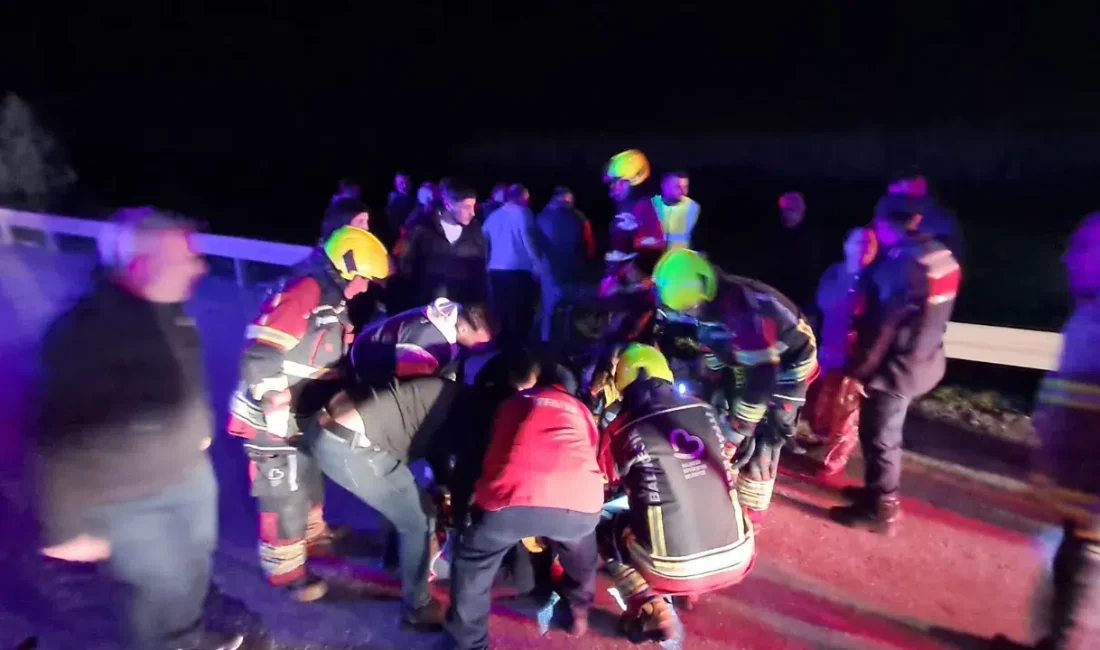 Balıkesir’de seyir halindeki bir otomobilin kontrolden çıkarak şarampole yuvarlanması sonucu