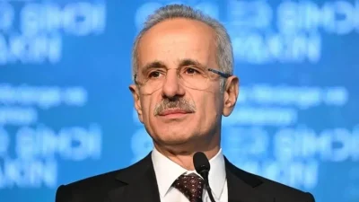 Ulaştırma ve Altyapı Bakanı Abdulkadir Uraloğlu, denizlerde yürütülen arama kurtarma