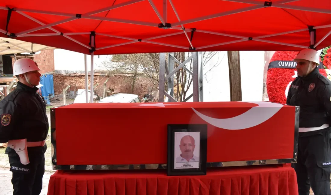 Mersin’de görevi başında geçirdiği trafik kazası sonrası hastanede şehit düşen