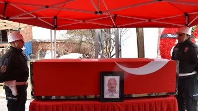 Mersin’de görevi başında geçirdiği trafik kazası sonrası hastanede şehit düşen