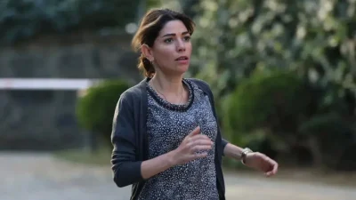 Ekranların sevilen yüzü Ceren Moray, yeni projesi Uzak Şehir ile