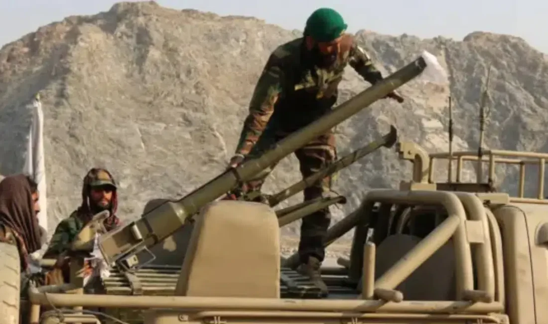 Pakistan ile Afganistan arasındaki sınır hattında Taliban güçleri ile yaşanan