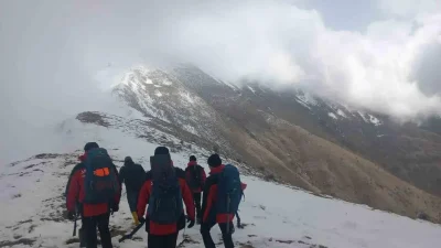 Manisa’nın zorlu zirvelerinden biri olan Bozdağ bölgesinde tırmanış gerçekleştirdiği sırada
