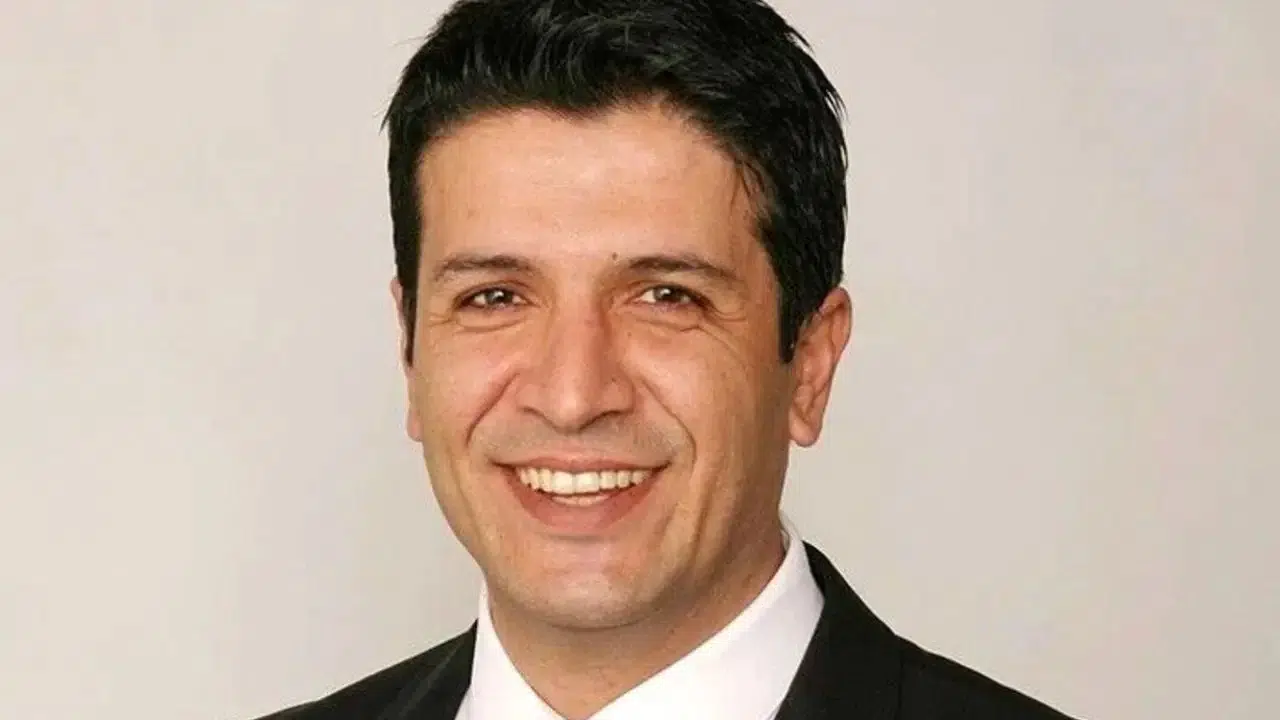 Antalya’da sabahın erken saatlerinde gerçekleştirilen geniş kapsamlı operasyon yerel siyaset