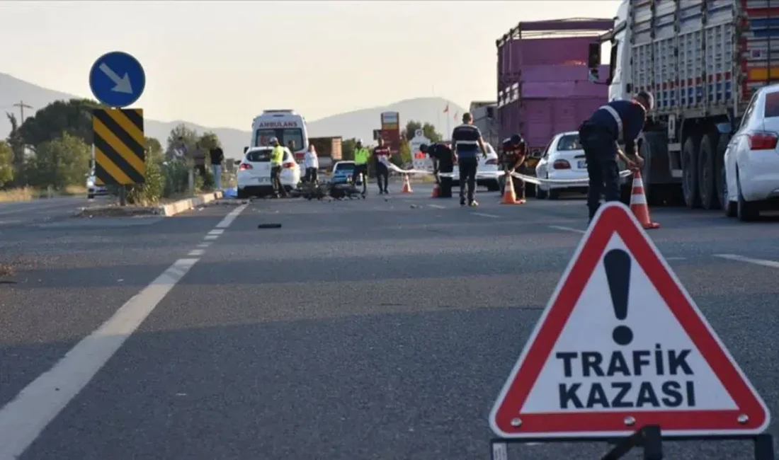 Konya’nın Karatay ilçesinde sabah saatlerinde meydana gelen feci kazada öğrenci