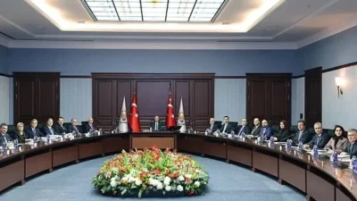 Cumhurbaşkanı Recep Tayyip Erdoğan başkanlığında bir araya gelen AK Parti