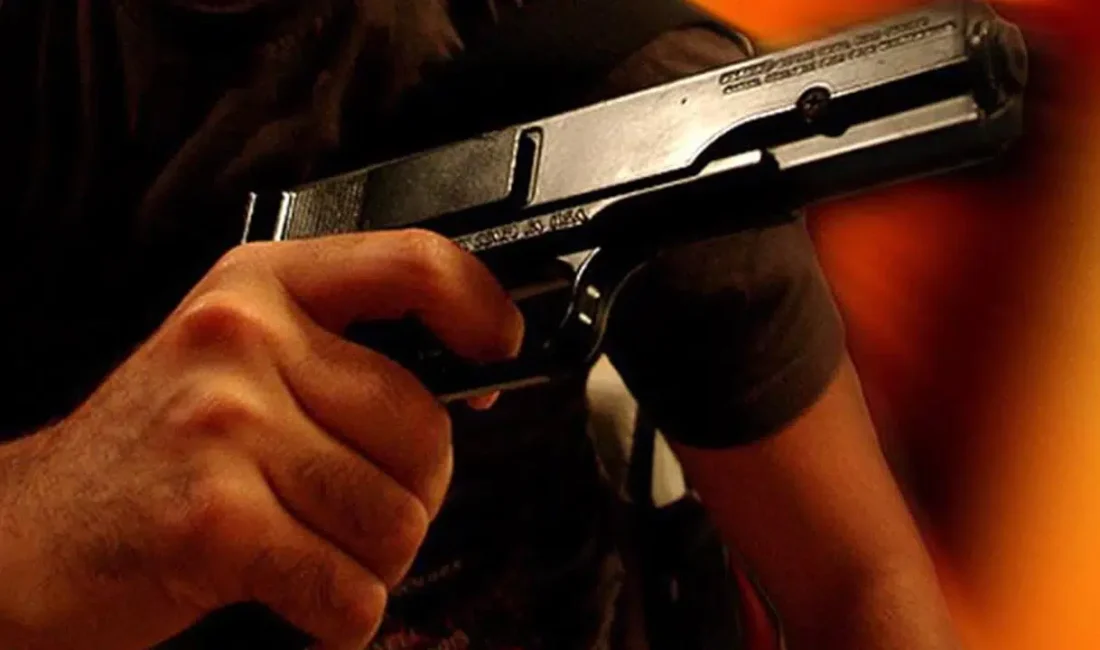 İzmir’in Urla ilçesinde ev tahliyesi meselesi yüzünden çıkan tartışmada kiracısını