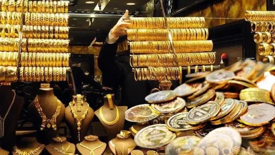 Ortadoğu’da tırmanan gerilimin iç piyasaya yansımasıyla birlikte vatandaşlar kuyumculara akın