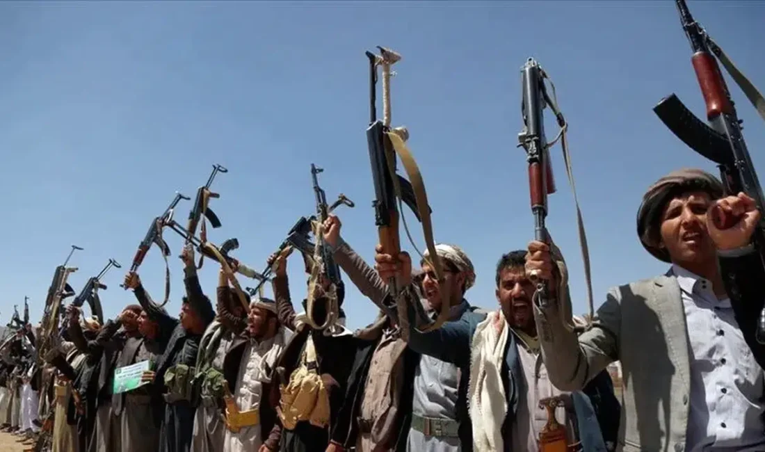 Yemen’in sarp dağlarından doğarak küresel ticaret yollarını sarsan bir askeri