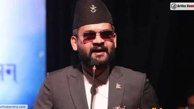 Nepal’in başkenti Katmandu’da belediye başkanlığı koltuğuna oturarak siyasi bir deprem