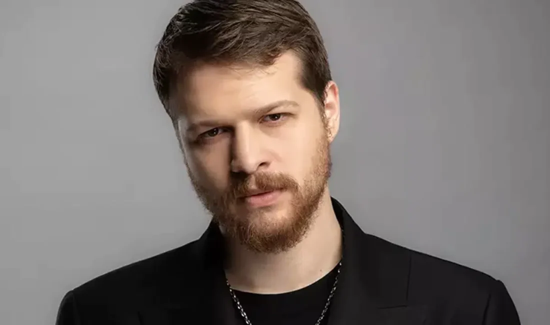 Ekranların popüler oyuncusu Burak Yörük ile uzun süredir birlikte olduğu