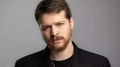 Ekranların popüler oyuncusu Burak Yörük ile uzun süredir birlikte olduğu