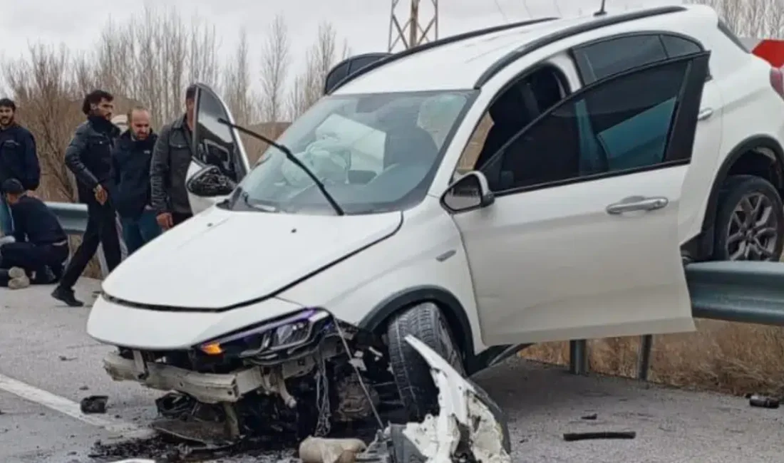 Van ile Yüksekova arasındaki kara yolunda sağanak yağışın etkisiyle kontrolden