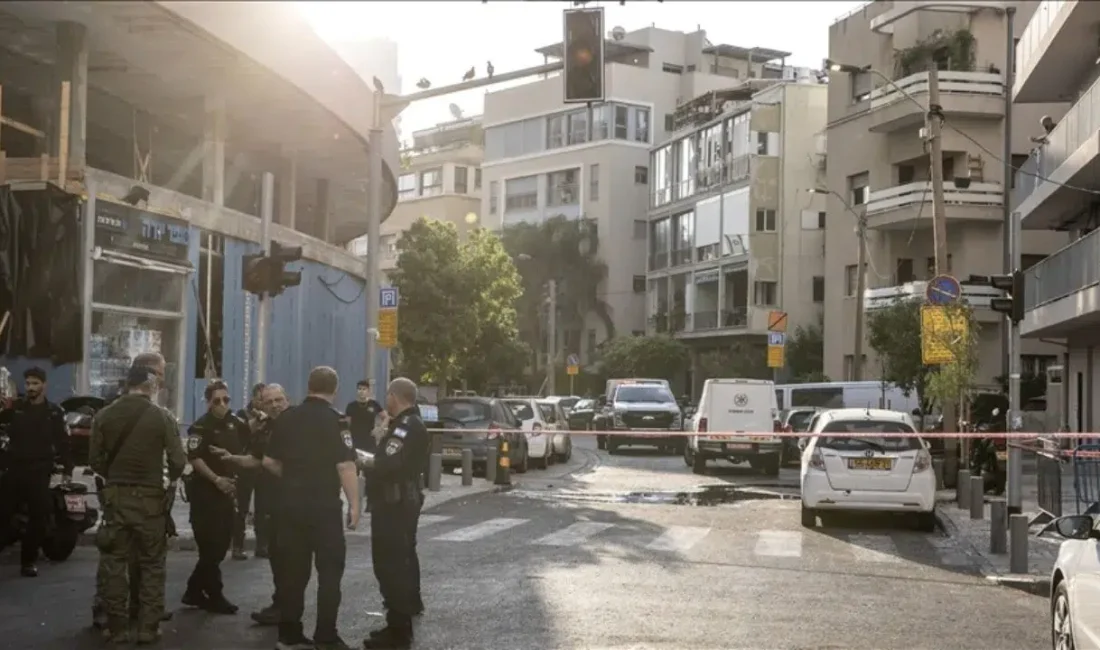 İran’ın misilleme kararı sonrası fırlattığı balistik füzelerden biri Tel Aviv
