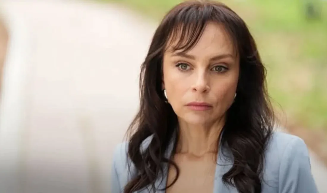 Kıskanmak dizisinde hayat verdiği Aslıhan karakteriyle kısa sürede izleyicinin odağı