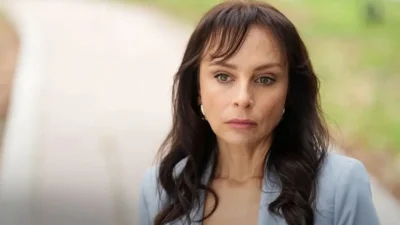 Kıskanmak dizisinde hayat verdiği Aslıhan karakteriyle kısa sürede izleyicinin odağı