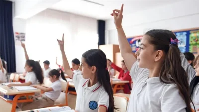 Milli Eğitim Bakanlığı tarafından yayımlanan yeni çalışma takvimiyle birlikte milyonlarca