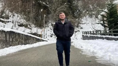 Trabzon’un Köprübaşı ilçesinde karlı ve buzlu zeminde kontrolden çıkan otomobilin