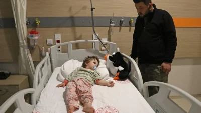 Yalova’nın Çınarcık ilçesinde 14 aylık bebeği ve babasını hedef alan