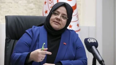 Eski Aile, Çalışma ve Sosyal Hizmetler Bakanı Zehra Zümrüt Selçuk’un