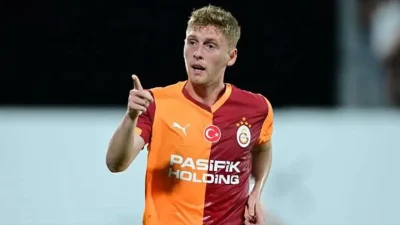 Galatasaray forması giyen genç savunma oyuncusu Metehan Baltacı, yürütülen bir