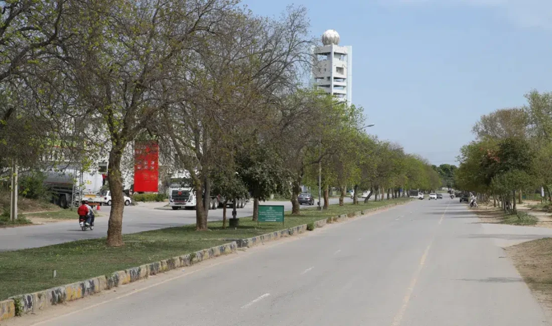 Pakistan hükümeti ülkede baş gösteren petrol ve mazot sıkıntısı sonrasında