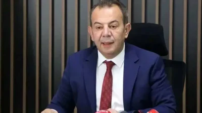 Bolu Belediye Başkanı Tanju Özcan ile belediye çalışanı Öznur Çağalı