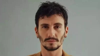 Ekranların sevilen yüzü Bertan Asllani hem oyunculuk hem de müzik