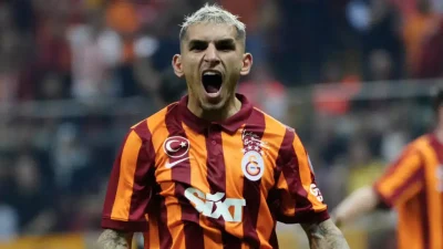 Galatasaray’ın orta sahadaki dinamosu Lucas Torreira, kariyer planlamasına dair sessizliğini