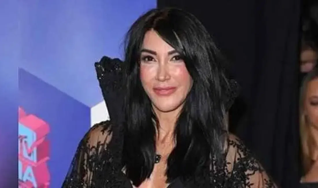 Muğla Cumhuriyet Savcılığı tarafından hakkında soruşturma başlatılan ünlü şarkıcı Hande