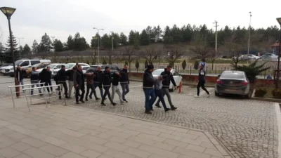Kastamonu İl Emniyet Müdürlüğü ekiplerinin titiz çalışması sonucu Azerbaycan’dan Türkiye’ye