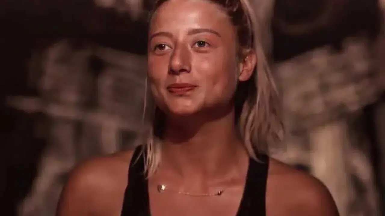 Survivor platformunda sergilediği performansla geniş bir kitleye ulaşan Aleyna Kalaycıoğlu’nun