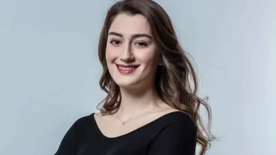 Kanal D ekranlarının fenomen yapımı İnci Taneleri ile yıldızı parlayan