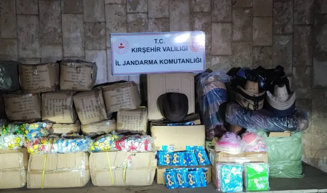 Kırşehir İl Jandarma Komutanlığı ekipleri tarafından gerçekleştirilen yol kontrolü sırasında