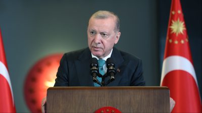 Cumhurbaşkanı Recep Tayyip Erdoğan, AK Parti Kongre Merkezi’nde önemli açıklamalarda