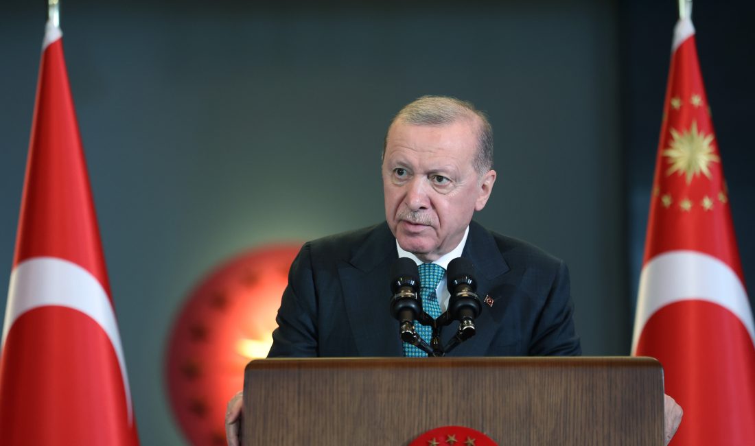 Cumhurbaşkanı Recep Tayyip Erdoğan, İran’dan ateşlenen ve Türk hava sahasını